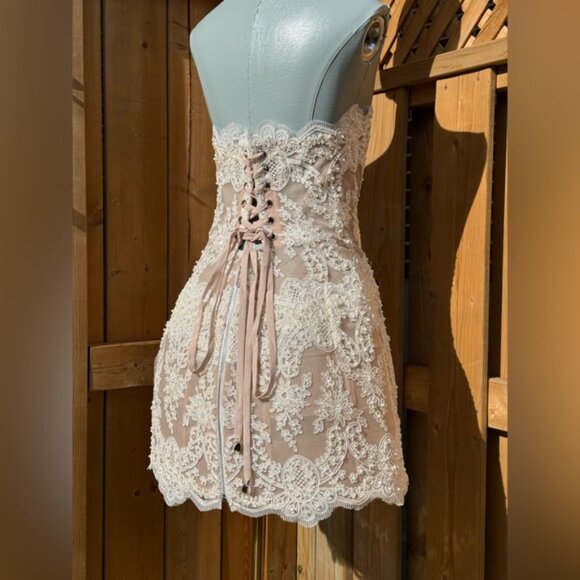 🆕 BRONX & BANCO 🧿 NWOT Maraya Blanc Lace Mini Dress, Sz XL US 10 - Picture 7 of 16